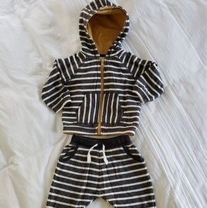 Hanna Andersson Hoodie/Jogger Set